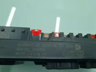 Peça sobressalente para automóvel em segunda mão caixa de fusíveis e relés por land rover evoque prestige referências oem iam ej3214f041