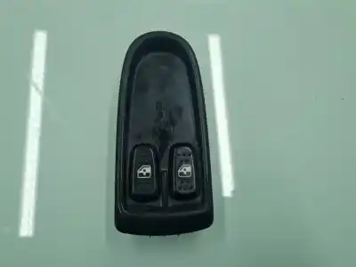 Second-hand car spare part Left Front Power Window Switch for IVECO DAILY CAJA ABIERTA Cabina simple 50 C... batalla 3450 OEM IAM references   