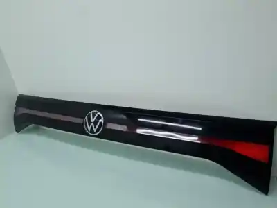 Pièce détachée automobile d'occasion feu arrière central pour volkswagen t-cross advance références oem iam 2gm827577