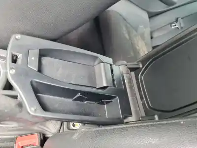 Pièce détachée automobile d'occasion accoudoir central pour bmw serie 1 berlina (e81/e87) 118d références oem iam   