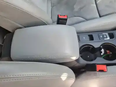 Pezzo di ricambio per auto di seconda mano BRACCIOLO CENTRALE per AUDI Q3 (8UB, 8UG)  Riferimenti OEM IAM   