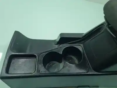 Peça sobressalente para automóvel em segunda mão apoio de braço consola central por mitsubishi l 200 (ka0/kb0) inform doppelkabine 4wd referências oem iam 8011a518xa