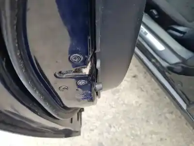Pièce détachée automobile d'occasion SERRURE DE PORTE AVANT GAUCHE pour TOYOTA CELICA (T23)  Références OEM IAM   
