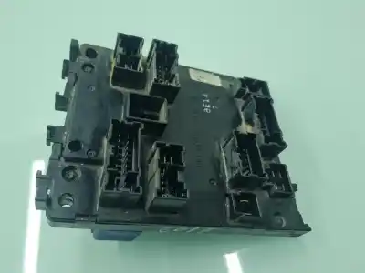 Recambio de automóvil de segunda mano de CAJA RELES / FUSIBLES para NISSAN PATROL GR (Y61)  referencias OEM IAM   