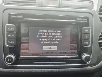 Piesă de schimb auto la mâna a doua SISTEM AUDIO / CD RADIO CASETOFON pentru VOLKSWAGEN TIGUAN (5N2)  Referințe OEM IAM 3C8035195F  