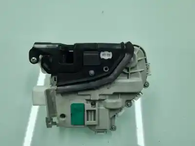 Автозапчастина б/у замок передніх дверей лівий для audi q2 (gab) 30 tdi design посилання на oem iam 8x1837015c  