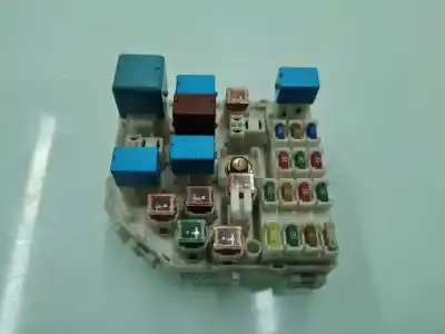 Автозапчасти б/у блок реле/предохранителей за toyota rav 4 (a2) 2.0 d-4d executive 4x4 (2003->) ссылки oem iam   