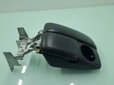 Автозапчасти б/у центральный подлокотник за audi q7 (4l) 3.0 v6 24v tdi ссылки oem iam 4l1864207  