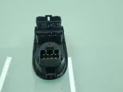 Second-hand car spare part LEFT FRONT POWER WINDOW SWITCH for RENAULT MASTER KASTEN  OEM IAM references   