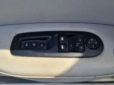Pièce détachée automobile d'occasion COMMANDE DE LÈVE VITRE AVANT GAUCHE pour PEUGEOT 407 COUPE  Références OEM IAM   