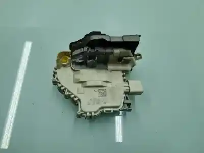 Peça sobressalente para automóvel em segunda mão fechadura da porta dianteira esquerda por seat leon (1p1) reference referências oem iam 8x1837015