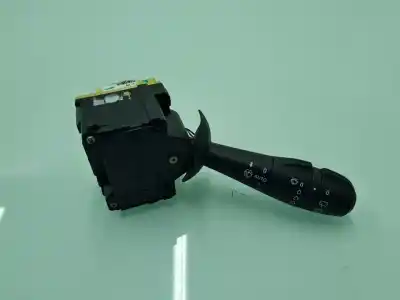 Pièce détachée automobile d'occasion commande d'essuie glace pour renault captur dynamique références oem iam 255675887r  
