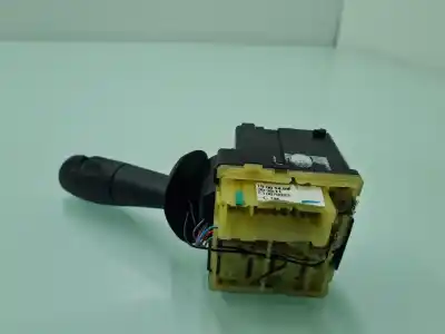 Pièce détachée automobile d'occasion commande d'essuie glace pour renault captur dynamique références oem iam 255675887r  