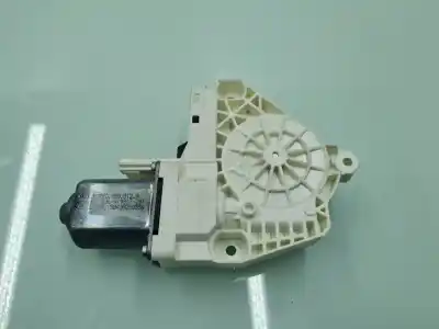 Автозапчастина б/у двиг скла задне ліво для audi q3 (8ub, 8ug) 2.0 tdi посилання на oem iam 8k0959812a