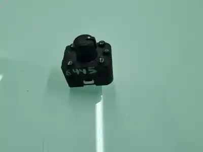 Автозапчасти б/у управление зеркалом за AUDI Q2 (GAB) 30 TDI Design ссылки OEM IAM 4M0959565L  