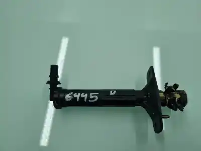 Автозапчасти б/у очиститель фар за audi q2 (gab) 30 tdi design ссылки oem iam 81a955102  