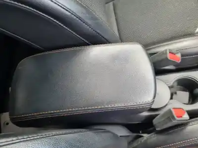 Автозапчасти б/у центральный подлокотник за jeep compass ii limited 4x2 ссылки oem iam   
