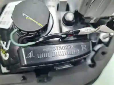 Автозапчасти б/у внутренний правый задний фонарь за jeep compass ii limited 4x2 ссылки oem iam p55112684ab  