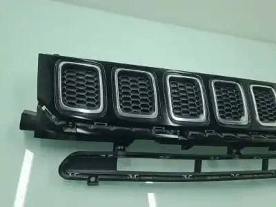 Автозапчастина б/у передня решіта для jeep compass ii limited 4x2 посилання на oem iam 11601880001  