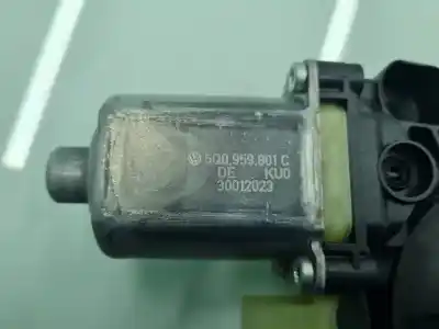 Автозапчастина б/у двигатель переднього правого скла для audi q3 (f3b) 35 tdi advanced посилання на oem iam 5q0959801c  