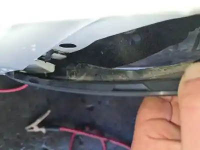 Peça sobressalente para automóvel em segunda mão aba do guarda-lamas dianteiro esquerdo por ford kuga hybrid st-line referências oem iam lv4bs16d239a  