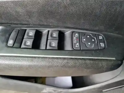 Pièce détachée automobile d'occasion COMMANDE DE LÈVE VITRE AVANT GAUCHE pour RENAULT TALISMAN  Références OEM IAM   