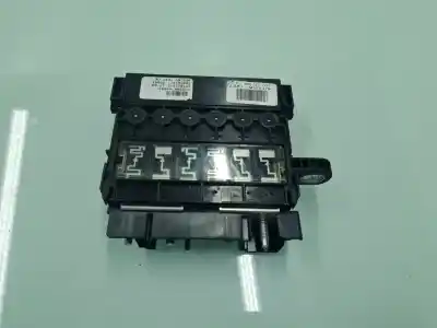 Peça sobressalente para automóvel em segunda mão caixa de fusíveis e relés por renault megane iv berlina 5p gt-line referências oem iam 241143738r  