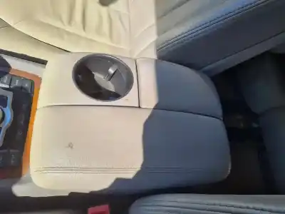 Автозапчасти б/у центральный подлокотник за audi q7 (4l) 3.0 v6 24v tdi ссылки oem iam 