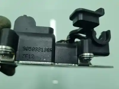 Pièce détachée automobile d'occasion coffre / serrure de porte pour renault kangoo (f/kc0) authentique références oem iam 905033138r