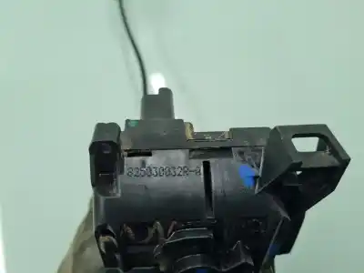 Автозапчастина б/у замок дверей заднього лівого для renault scenic ii dynamique 131 cv / 96 kw посилання на oem iam 825030032r  