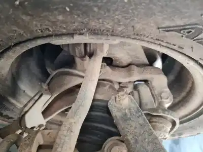 Автозапчасти б/у передняя левая кулачка за nissan navara pick-up (d40m) doble cab le 4x4 ссылки oem iam 