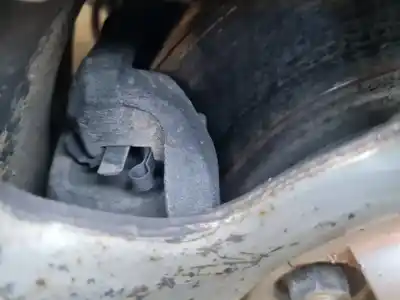 Автозапчастина б/у передній правий гальмівний супорт для nissan navara pick-up (d40m) doble cab le 4x4 посилання на oem iam 