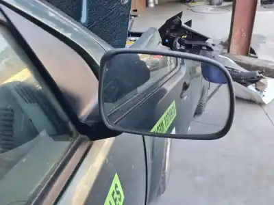 Автозапчастина б/у правий задний огляд для nissan navara pick-up (d40m) doble cab le 4x4 посилання на oem iam   