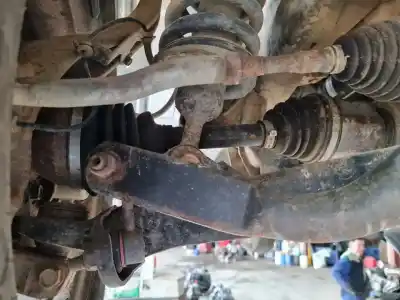 Автозапчастина б/у передня права трансмісія для nissan navara pick-up (d40m) 2.5 dci diesel cat посилання на oem iam 