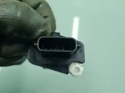 Автозапчастина б/у витратомір повітря для nissan navara pick-up (d40m) doble cab le 4x4 посилання на oem iam afh70m387725  