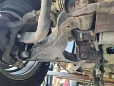 Автозапчастина б/у передній правий нижний рычаг підвіски для nissan navara pick-up (d40m) doble cab le 4x4 посилання на oem iam 