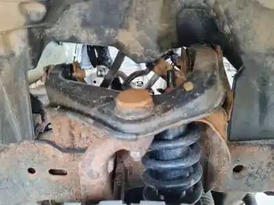 Автозапчастина б/у передній прав верхні рычаг підвіски для nissan navara pick-up (d40m) doble cab le 4x4 посилання на oem iam 