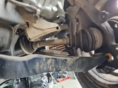 Автозапчастина б/у передня права трансмісія для nissan navara pick-up (d40m) doble cab le 4x4 посилання на oem iam 