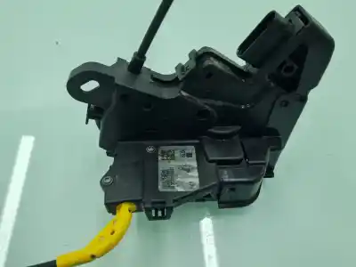 Peça sobressalente para automóvel em segunda mão fechadura da porta traseira esquerda por citroen c4 pure tech 130 cv / 96 kw referências oem iam 9832797580