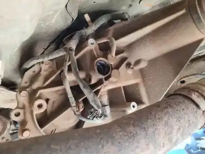 Автозапчасти б/у раздаточная коробка за nissan navara pick-up (d40m) doble cab le 4x4 ссылки oem iam 