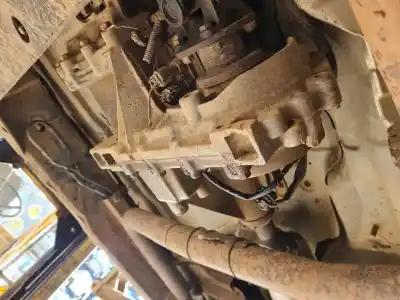 Автозапчасти б/у раздаточная коробка за nissan navara pick-up (d40m) doble cab le 4x4 ссылки oem iam   