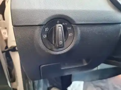 Автозапчасти б/у управление светом за skoda octavia combi (5e5) active 116 cv / 85 kw ссылки oem iam 