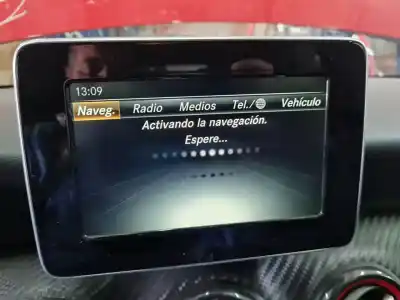 Peça sobressalente para automóvel em segunda mão DISPLAY GPS / MULTIMÍDIA por MERCEDES-BENZ CLASE A (W176)  Referências OEM IAM A2469007018  