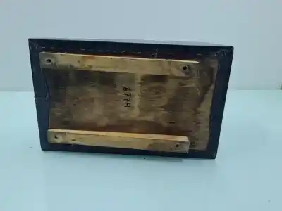 Автозапчастина б/у центральний подлокник для land rover defender (ld) hpcr посилання на oem iam   
