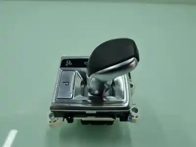 Second-hand car spare part gear lever for mercedes-benz clase a (w176) a 45 amg 4-matic (176.052) 381 cv / 280 kw oem iam references a2462670400  