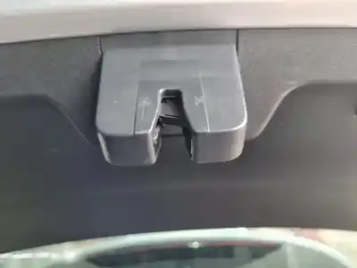 Автозапчасти б/у замок багажника/ворот за skoda octavia combi (nx5) ambition 116 cv / 85 kw ссылки oem iam 