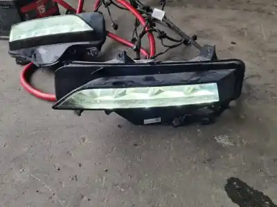 Автозапчастина б/у правий протитуман для skoda octavia combi (nx5) ambition 116 cv / 85 kw посилання на oem iam 5e3941700  