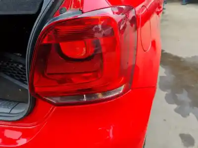 Автозапчастина б/у правий ліхтар для volkswagen polo v (6r1, 6c1) 1.2 tdi посилання на oem iam 