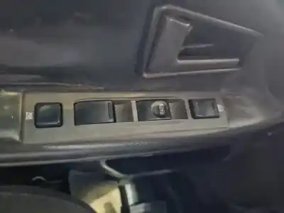 Tweedehands auto-onderdeel LINKER VOORRUIT SCHAKELAAR voor SUZUKI VITARA (SE/SF/ET) (1988->)  OEM IAM-referenties   