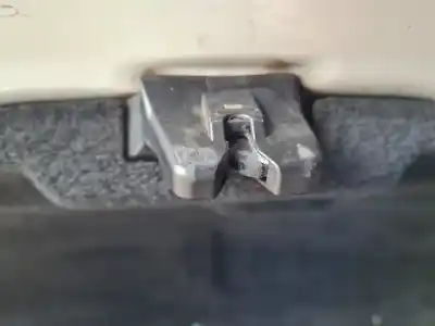 Second-hand car spare part trunk lock for lexus is200 (ds2/is2) 220d oem iam references 